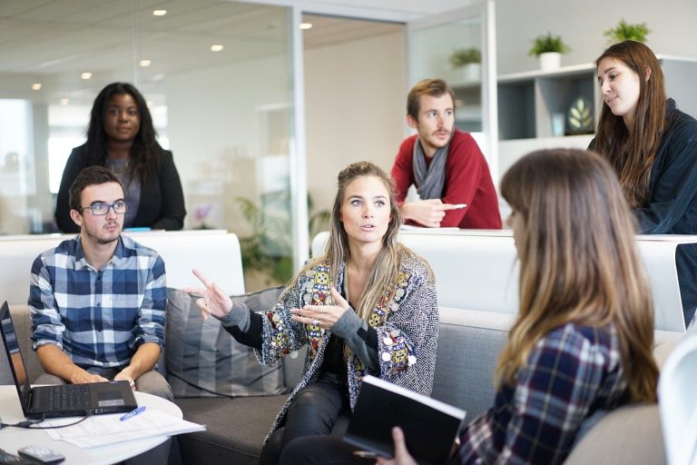 Comment et quand faire appel à une conciergerie d’entreprise spécialisée ?